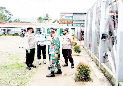 Gabungan Polres-Kodim Razia Lapas Papakelan